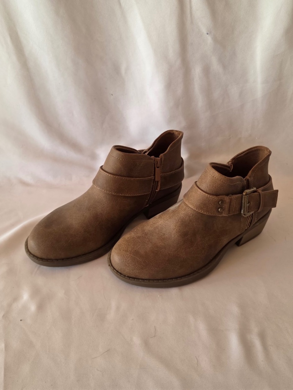 Torrid Brown Faux Leather Buckle Ankle Boots Booties Size 7.5WW NWOB